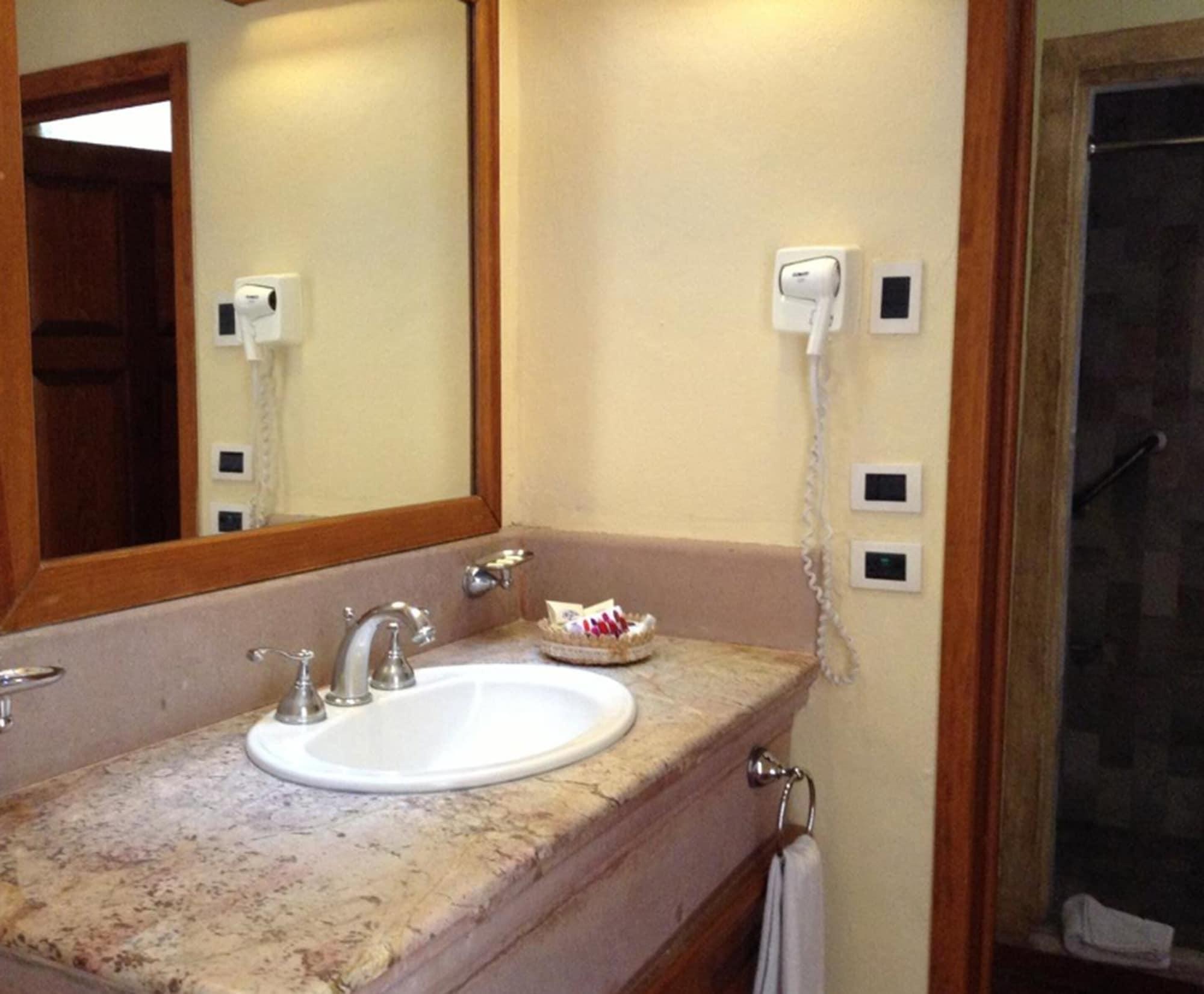 Hotel Quinta Santiago Queretaro Luaran gambar