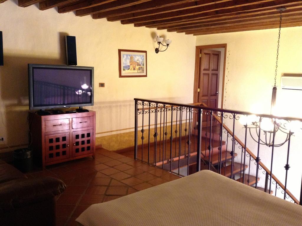 Hotel Quinta Santiago Queretaro Luaran gambar